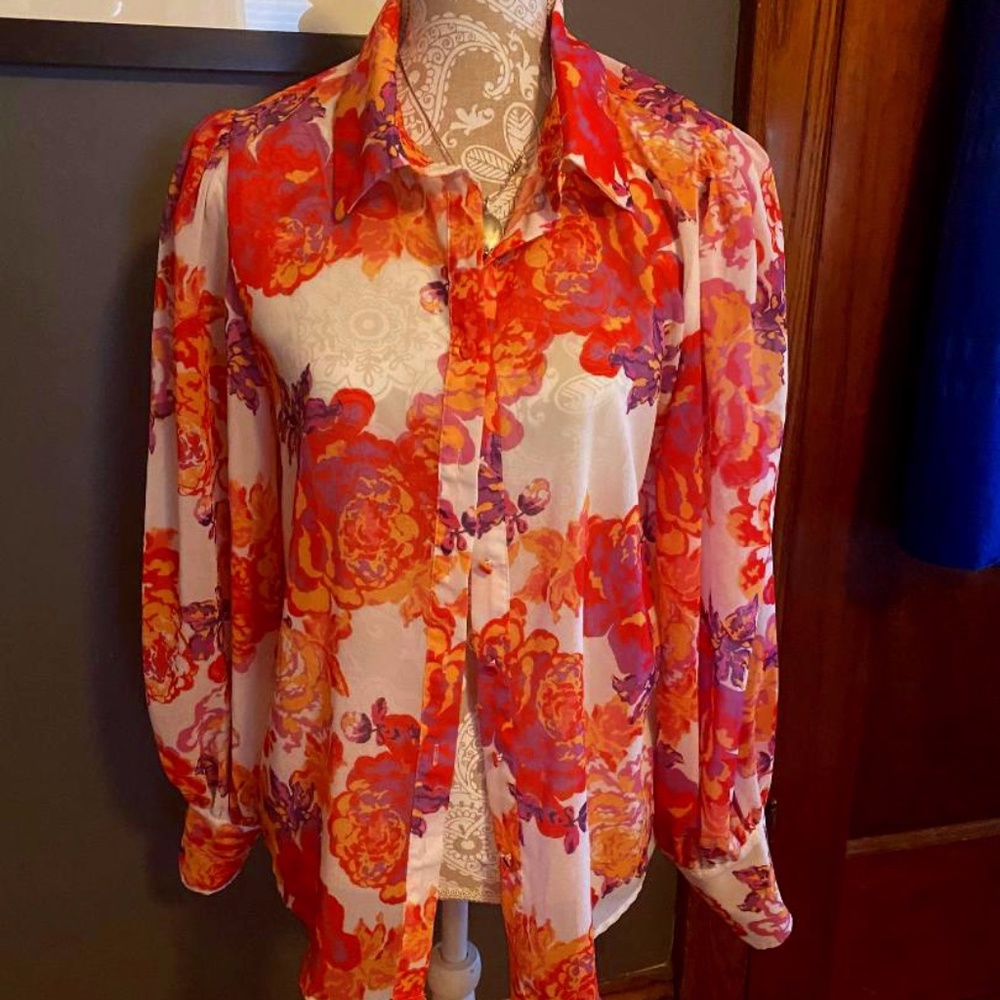 RNWY FLORAL TOP